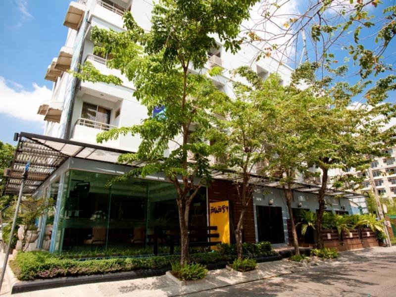 Отель Synsiri Ladphrao 130 Бангкок Экстерьер фото